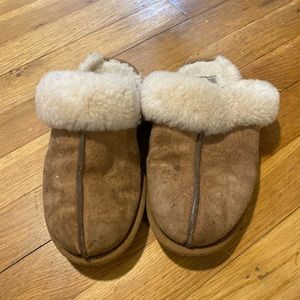 UGG Scuffette II slippers in chestnut